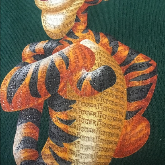 NWOT Vintage The Disney Store Green “Tigger” Printed Women’s Sweatshirt - Picture 2 of 16